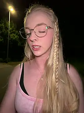 LinaLeana webcam show