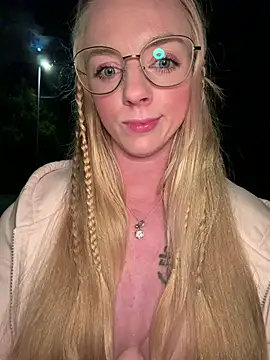 LinaLeana Webcam Show