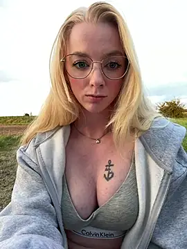 LinaLeana Webcamshow