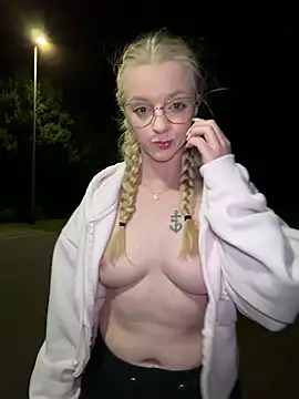 LinaLeana Webcam-Show