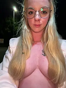 LinaLeana Webcam-Show