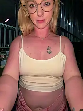 LinaLeana's Live XXX Chat