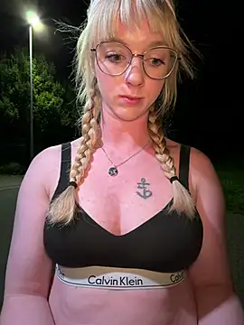 LinaLeana Webcam-Show