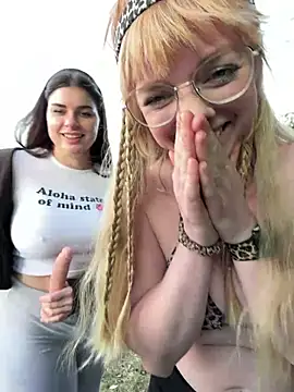 LinaLeana Webcam-Show