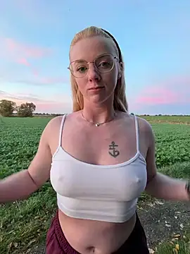 LinaLeana Webcam-Show