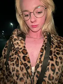 LinaLeana Webcam-Show