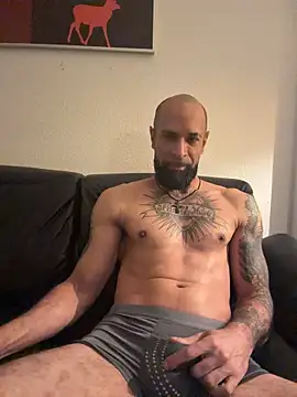 Kingsavage2586 Webcam Show