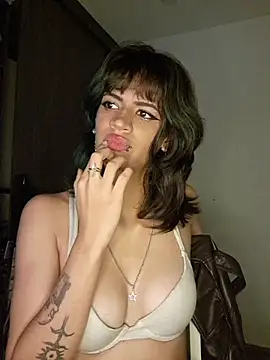 sukulaurens' Live XXX Chat