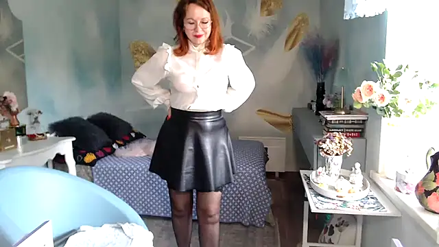 Arisa5000: вебкам-шоу