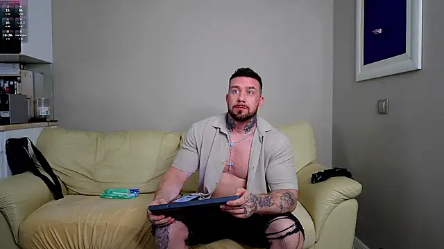 69littlebig69 网络视讯表演