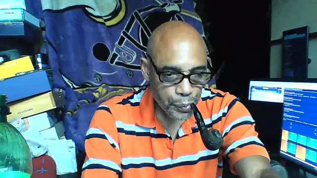 A_CIGAR_MAN Webcam show