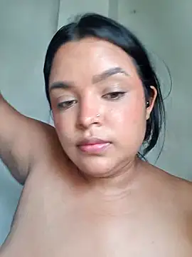 Albanis1's Live XXX Chat