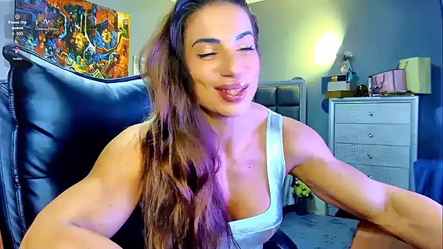 Alesyamuscledoll@xh Show in webcam