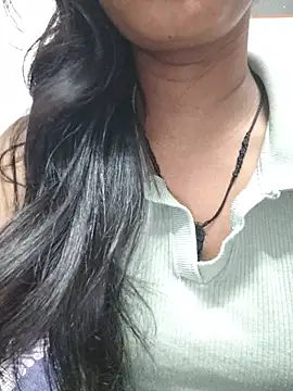 anjali2351 Adlı Modelin Web Kamerası Şovu