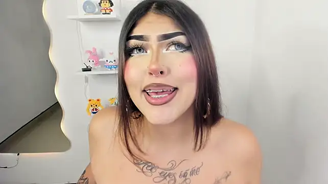 hollycute__ Adlı Modelin Web Kamerası Şovu