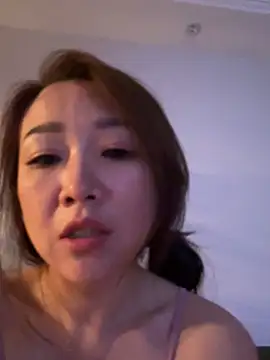 ssaimi Show in webcam