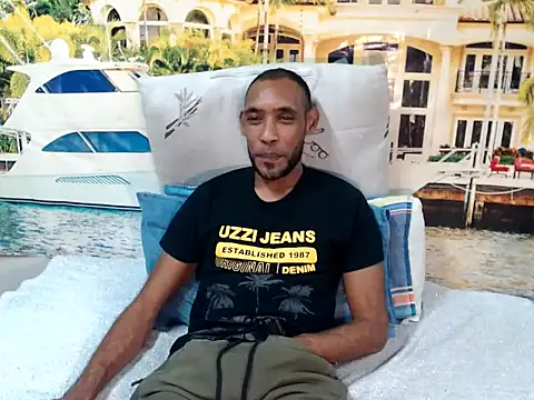 IndianMagicMike Show Webcam