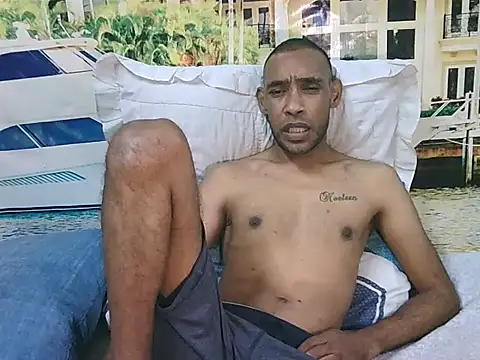 IndianMagicMike 在線直播表演