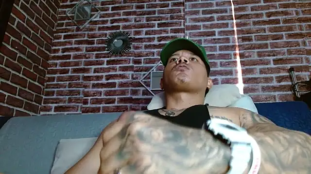 โชว์เว็บแคมของ jordan_bigcock_