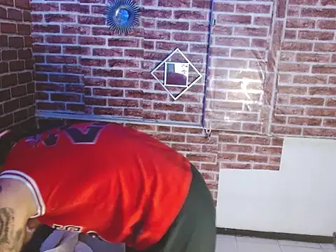 Show modela jordan_bigcock_ na web-kameri