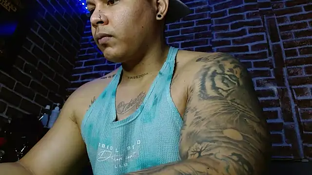 โชว์เว็บแคมของ jordan_bigcock_