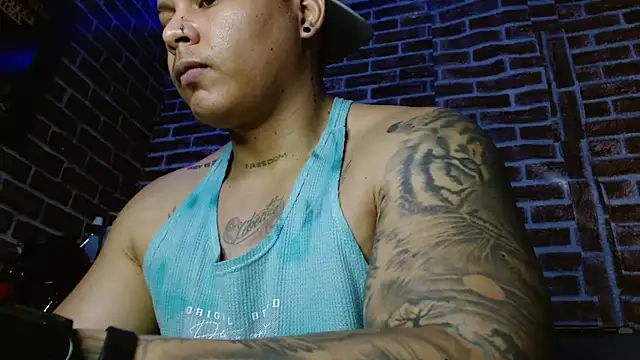 jordan_bigcock_n Webbikameraesitys