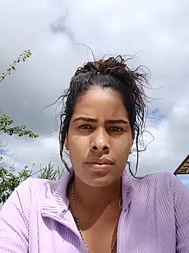 nairobi8's Live XXX Chat