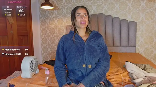XXX chat uživo modela nairobi8