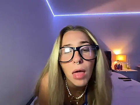 goddesemiiyy Webcam-Show