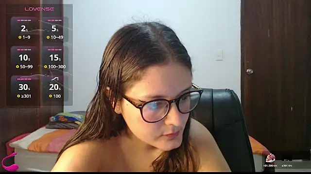 MadieeLorez чат на живо