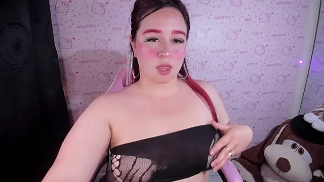 luna00bella7 Adlı Modelin Canlı Sohbet Odası