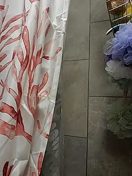 Bakedroll333 Show in webcam