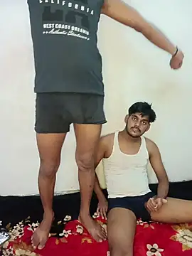 BiggerDickGuy Show in webcam