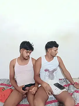 BiggerDickGuy 网络视讯表演
