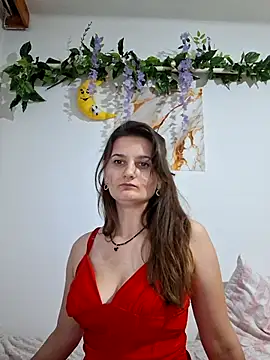 Chat +18 de Nika_aa ao vivo