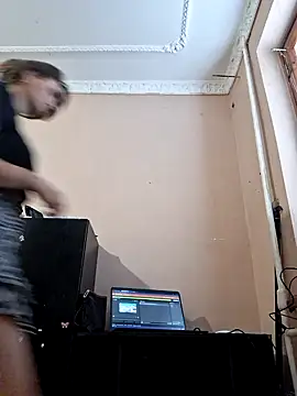 Nika_aa Adlı Modelin Canlı XXX Sohbeti