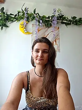 Nika_aa Adlı Modelin Canlı XXX Sohbeti