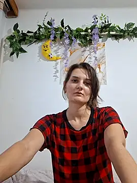 Nika_aa Chat XXX in diretta