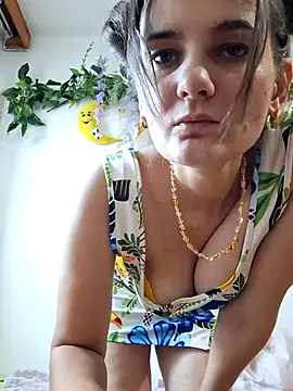 Nika_aa Adlı Modelin Canlı XXX Sohbeti