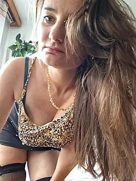 Nika_aa Chat XXX in diretta