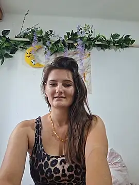 Show modela Nika_aa na web-kameri