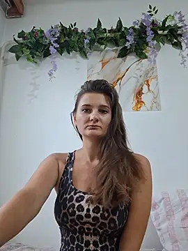Nika_aa 现场XXX聊天