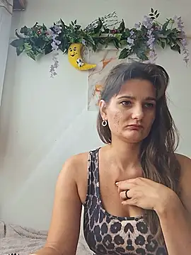 Show modela Nika_aa na web-kameri