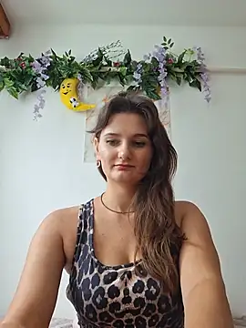 Nika_aa Adlı Modelin Canlı XXX Sohbeti