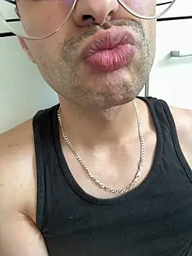 عرض كام Arabianrainbow