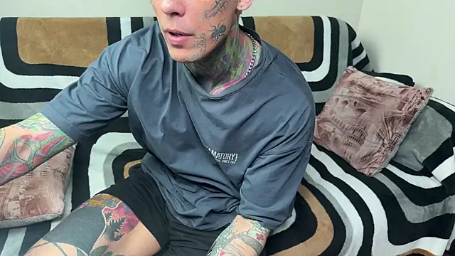 Anubisgods' Live XXX Chat