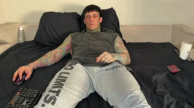 Show modela Anubisgods na web-kameri