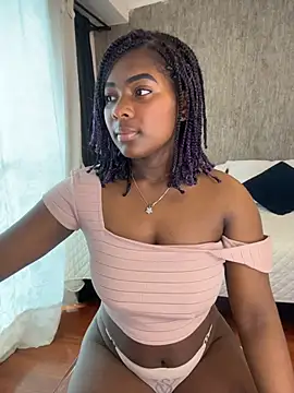 KarinaFlowers_'s Live XXX Chat