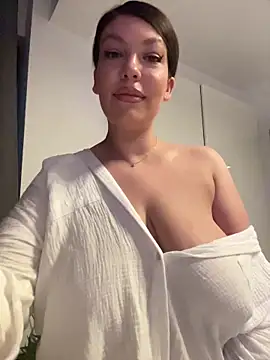 ClaraPasssion's Live XXX Chat