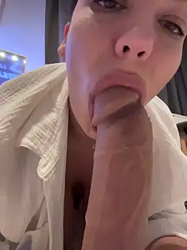 ClaraPasssion's Webcam Show